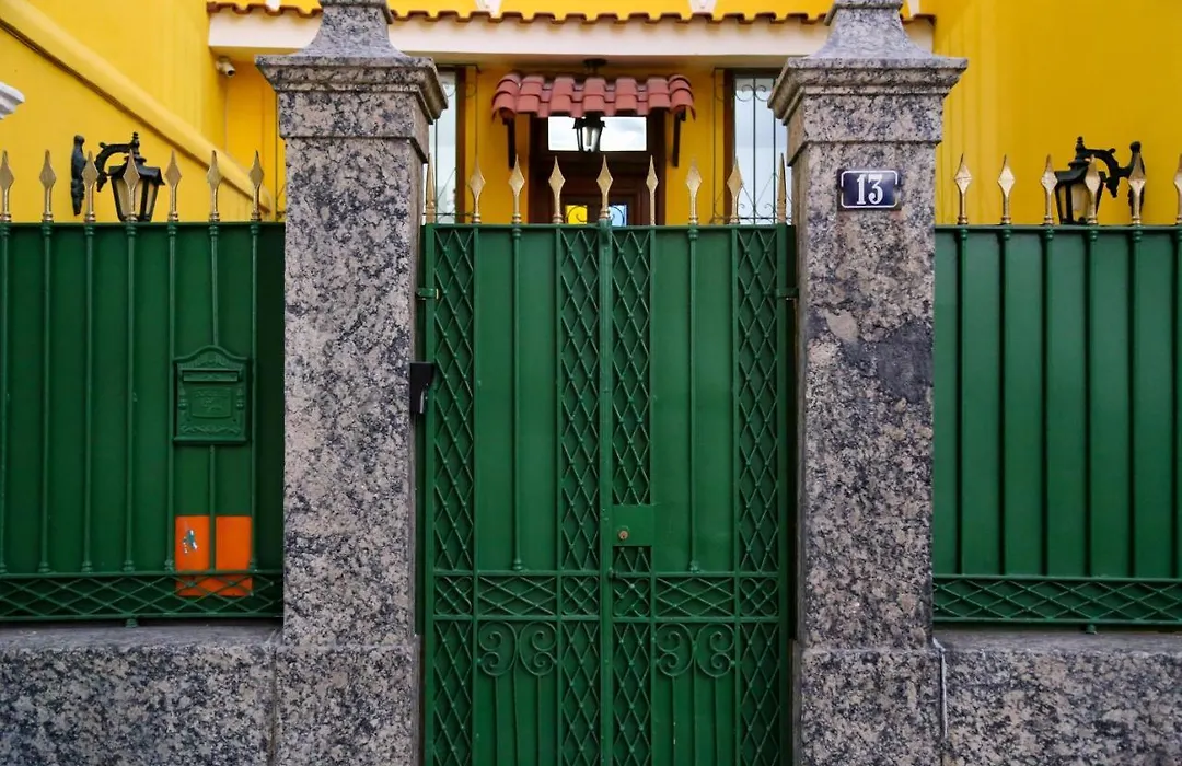 Carnaval Rio Hostel-1